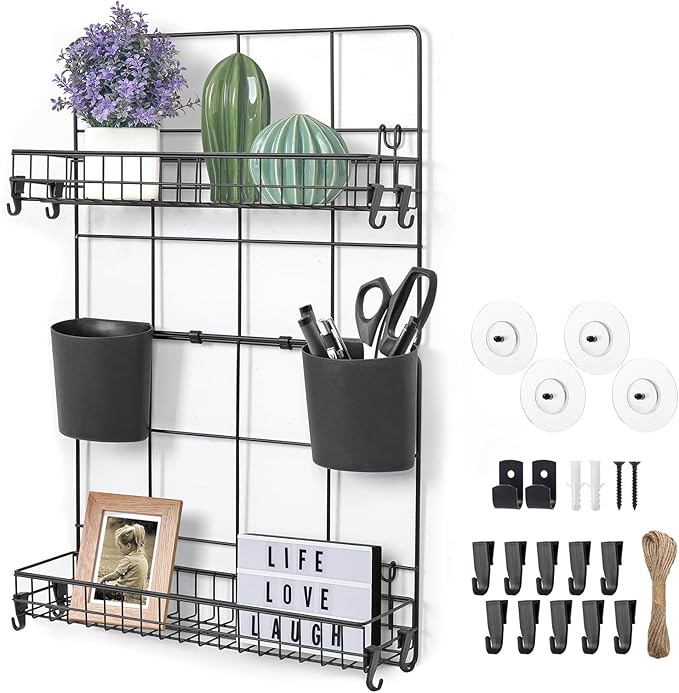 Cómo decorar un cuarto pequeño con estanterías modulares de pared